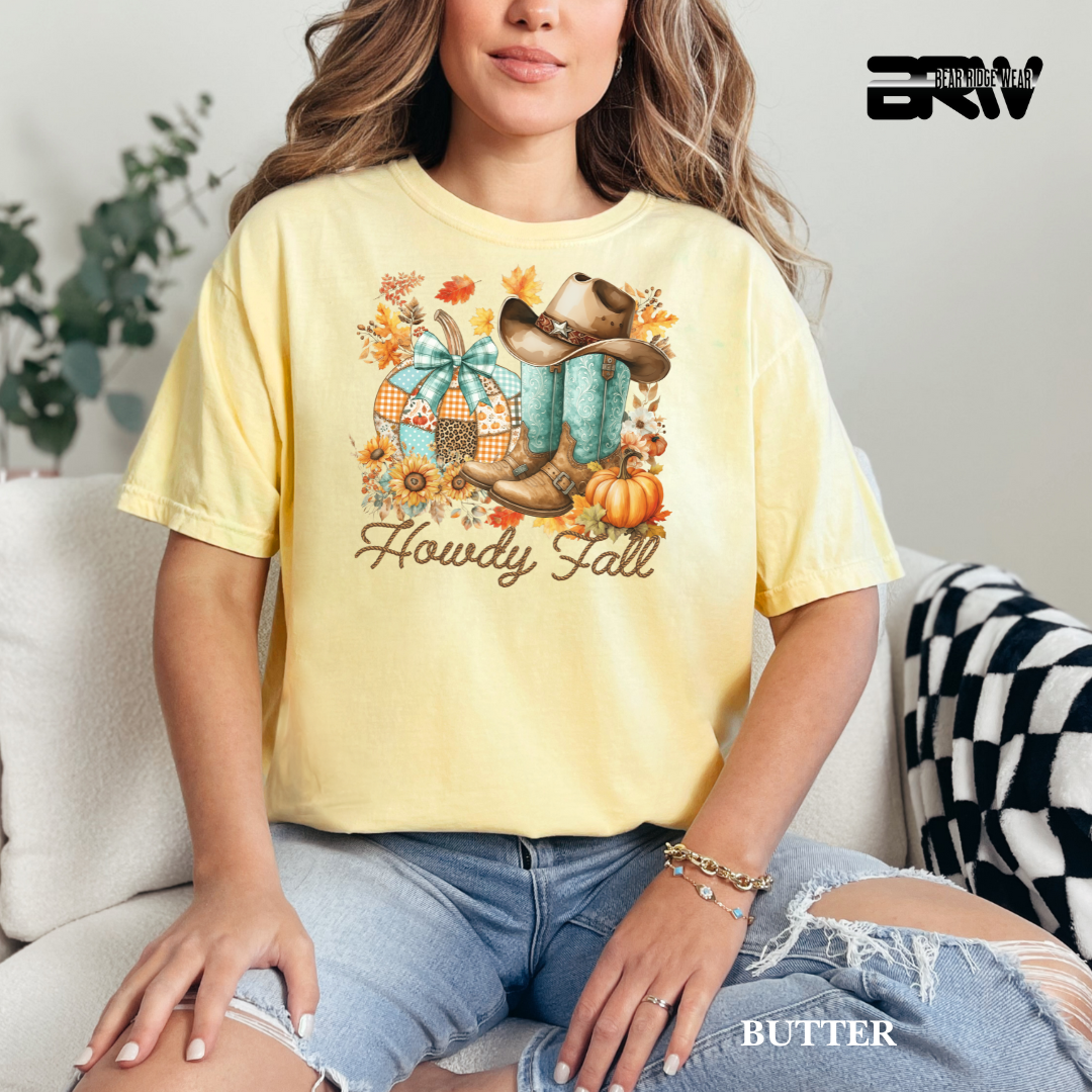 'Howdy Fall-Patchwork' Fall Tee