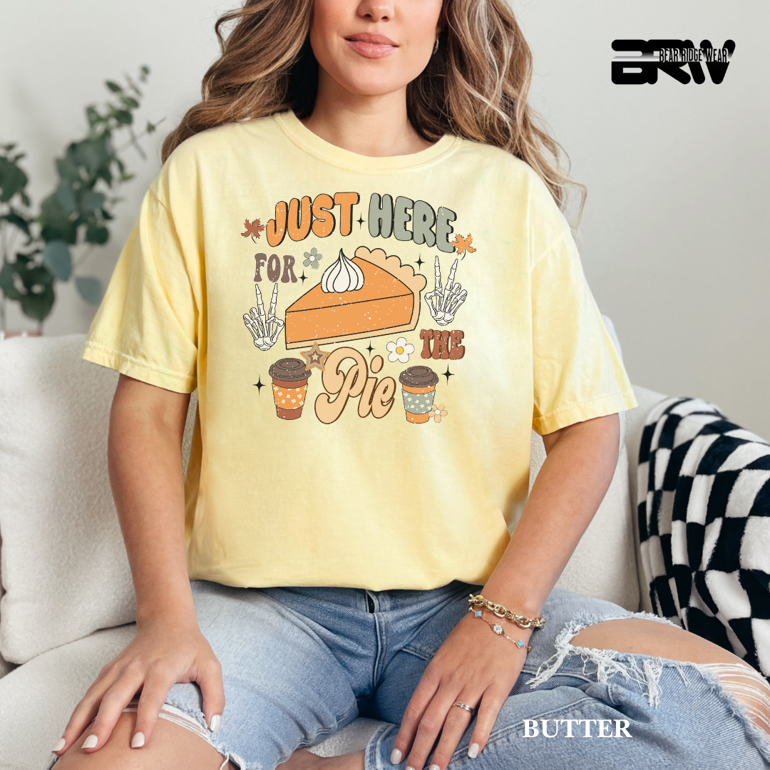 'Just Here For The Pie' Fall Tee