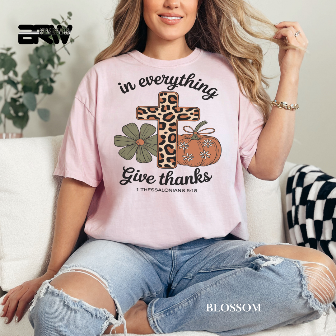'In Everything Give Thanks' Fall Tee