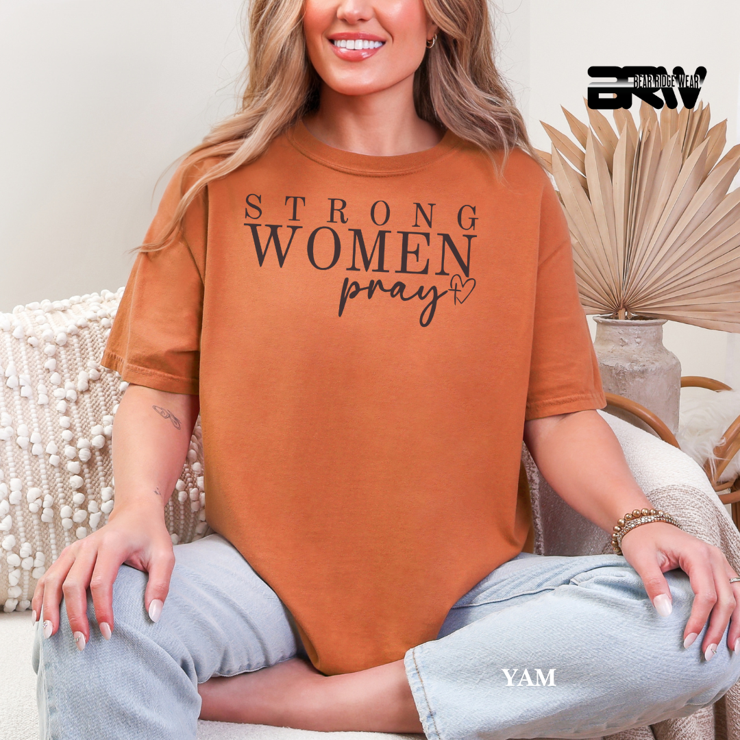 'Strong Women Pray' Faith Tee