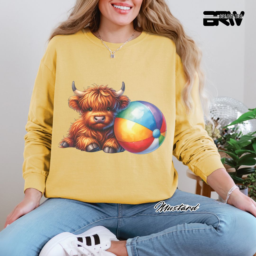'Highland Cow-Beachball' Summer Long Sleeve Tee