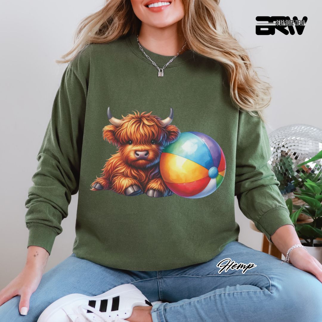 'Highland Cow-Beachball' Summer Long Sleeve Tee