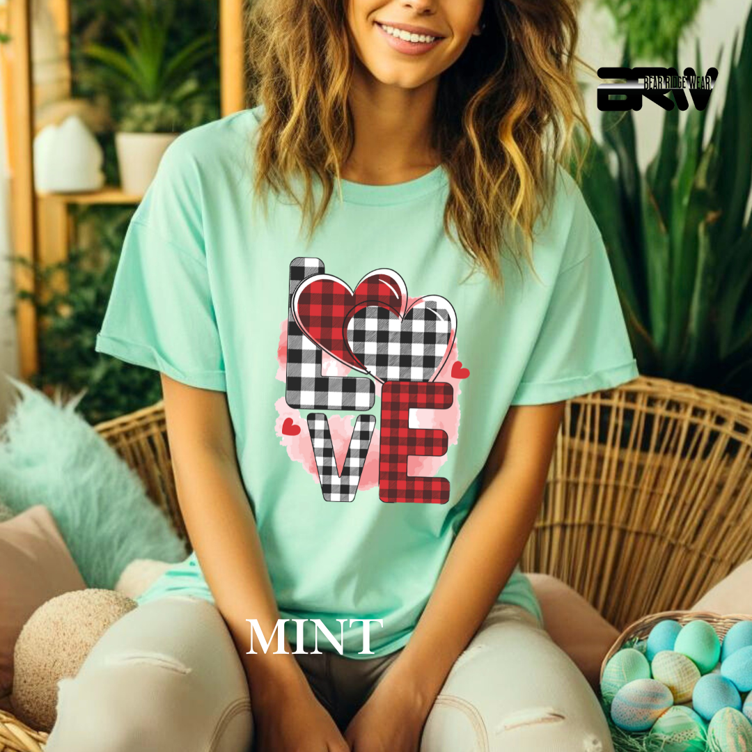 'Love' Tee