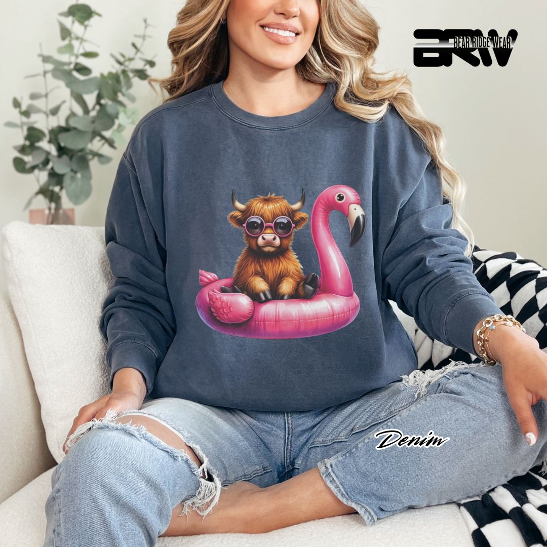 'Highland Cow-Flamingo Float' Summer Crewneck Sweatshirt