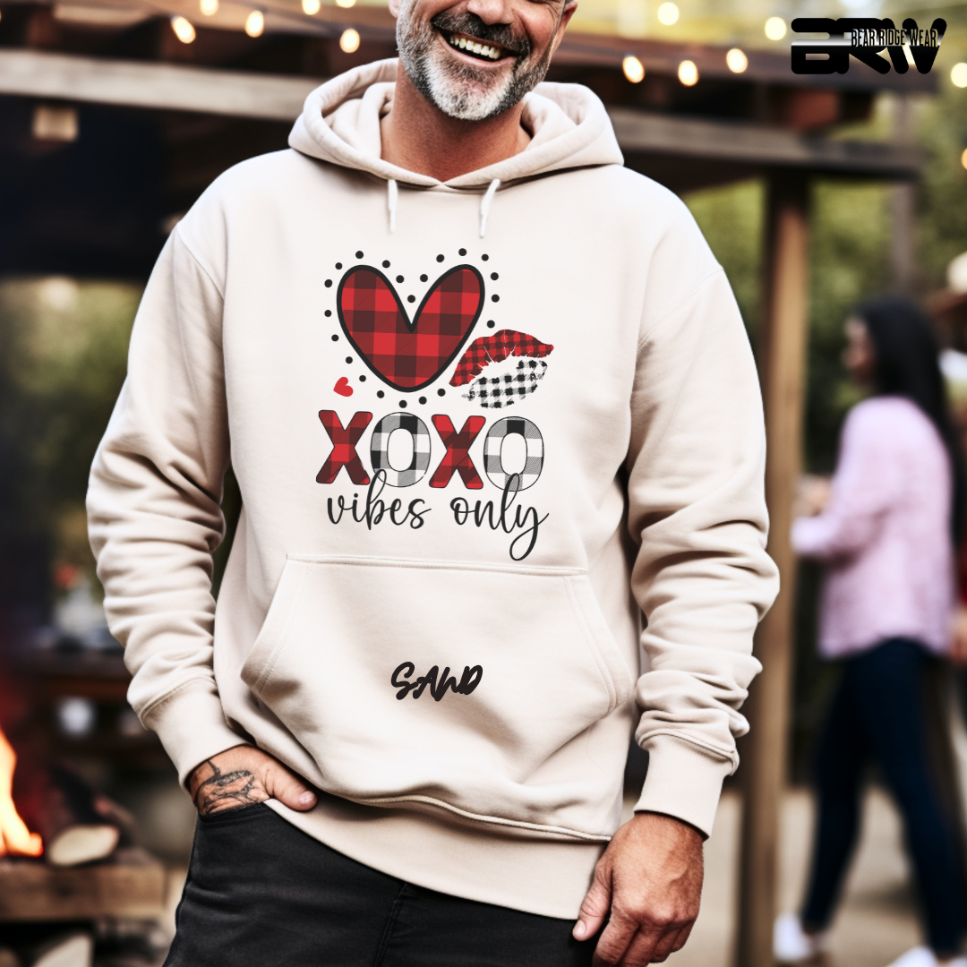 'Xoxo Vibes Only' Hoodie