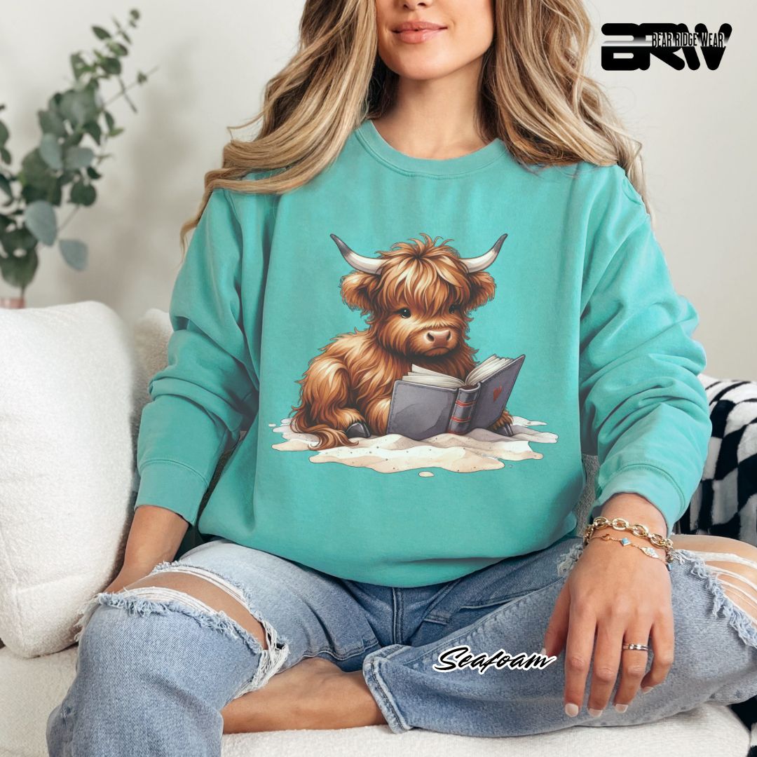 'Highland Cow-Beach-Book' Summer Long Sleeve Tee