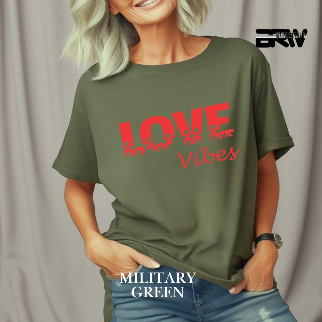 'Love Vibes' Tee
