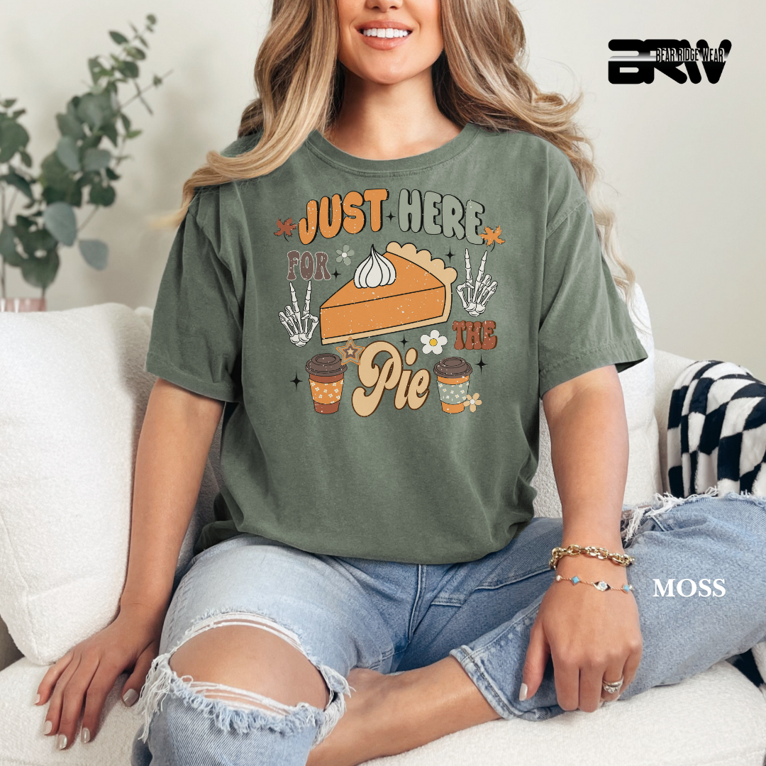 'Just Here For The Pie' Fall Tee