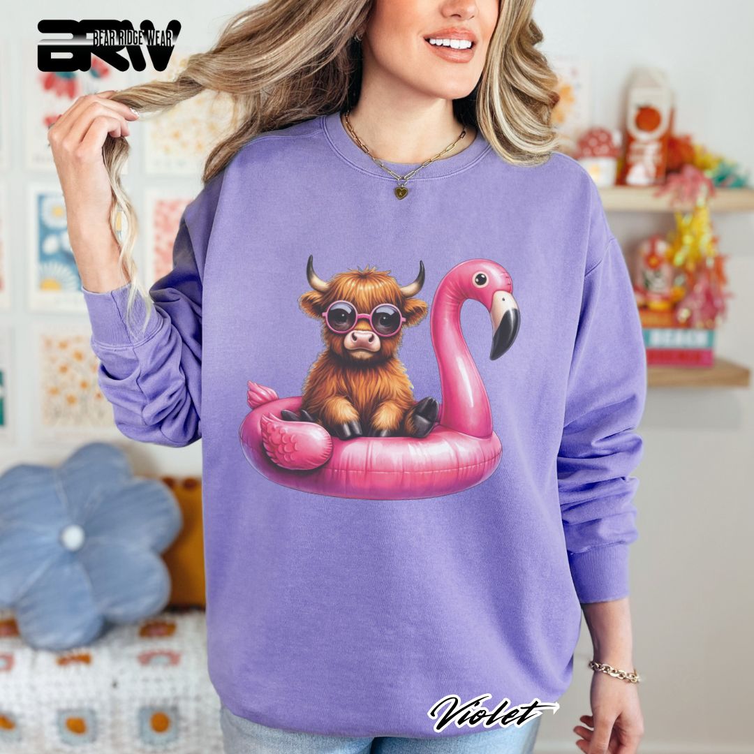 'Highland Cow-Flamingo Float' Summer Crewneck Sweatshirt