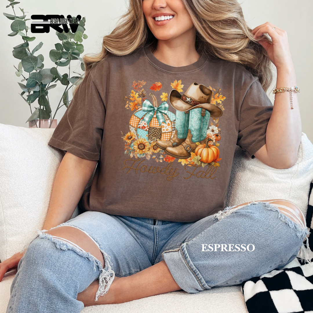 'Howdy Fall-Patchwork' Fall Tee