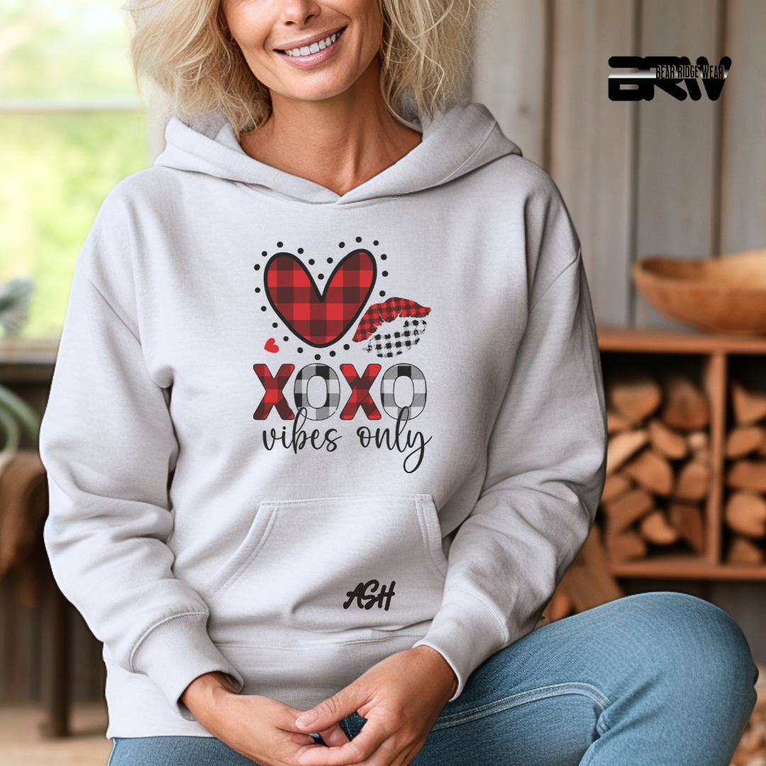 'Xoxo Vibes Only' Hoodie
