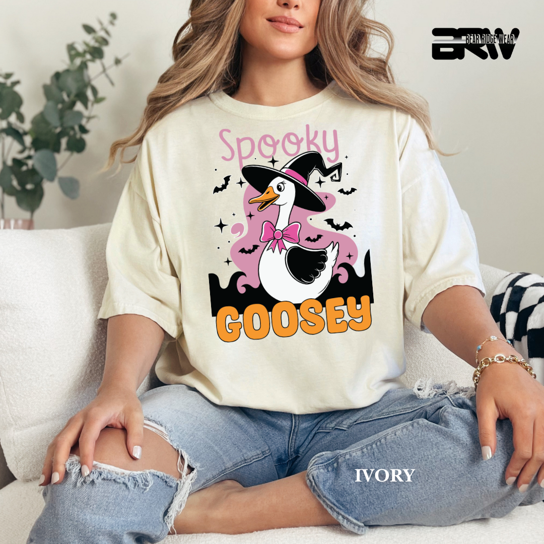 'Spooky Goosey' Fall Tee