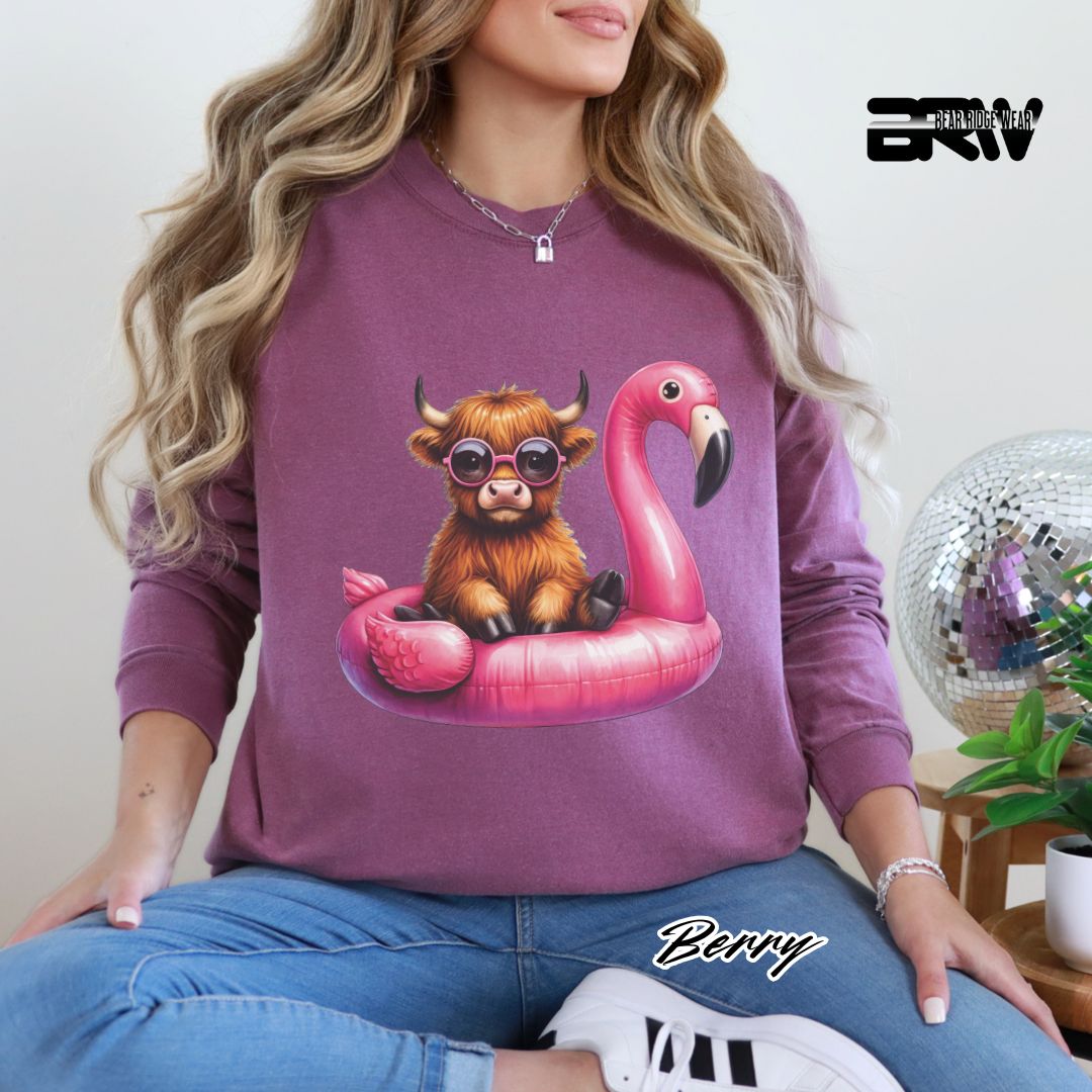 'Highland Cow Beach-Flamingo Float' Summer Long Sleeve Tee