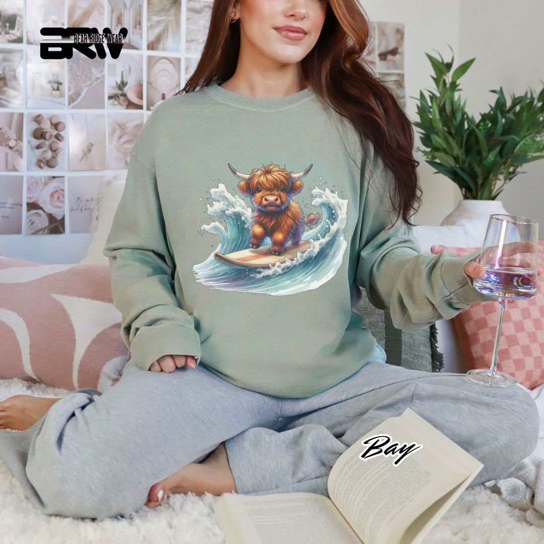 'Highland Cow- Surfing' Summer Long Sleeve Tee