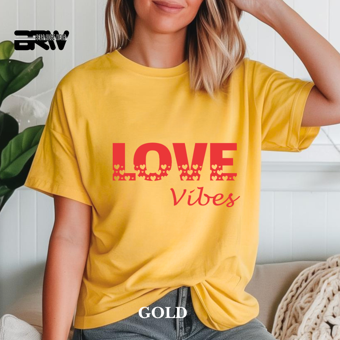 'Love Vibes' Tee