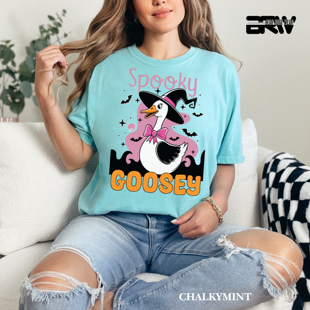 'Spooky Goosey' Fall Tee