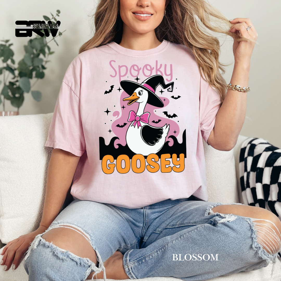'Spooky Goosey' Fall Tee