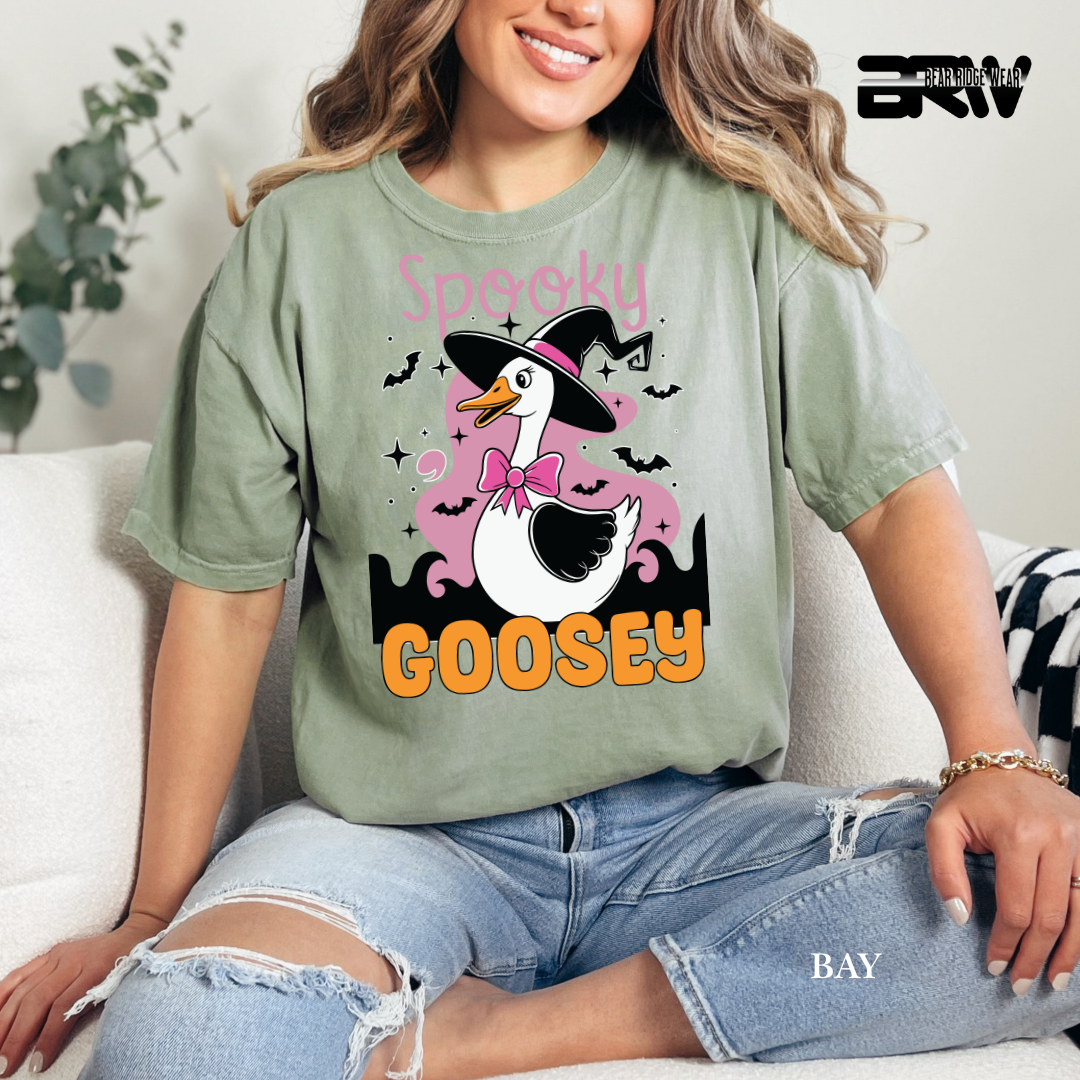 'Spooky Goosey' Fall Tee