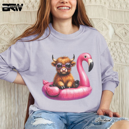 'Highland Cow Beach-Flamingo Float' Summer Long Sleeve Tee