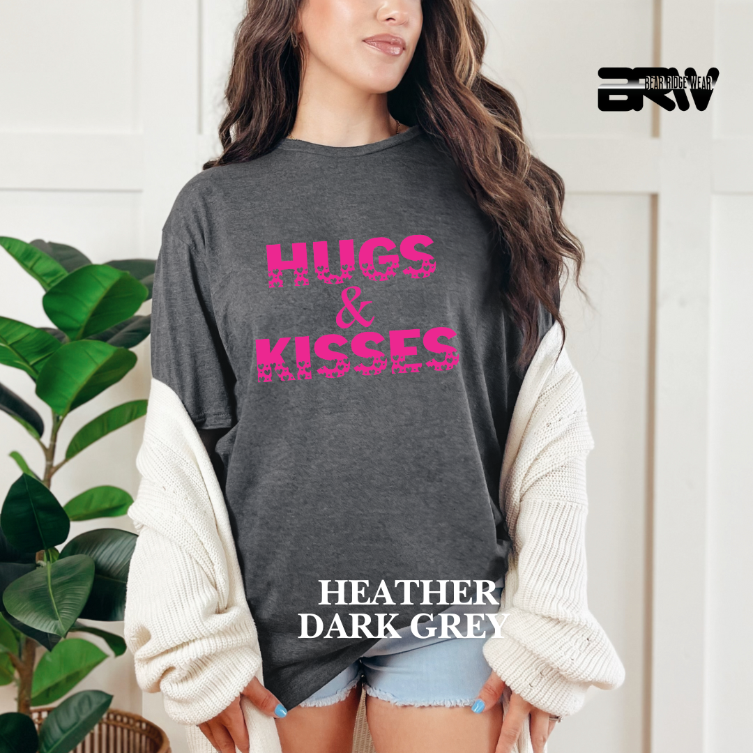 ‘Hugs and Kisses’ Pink Stroke Tee