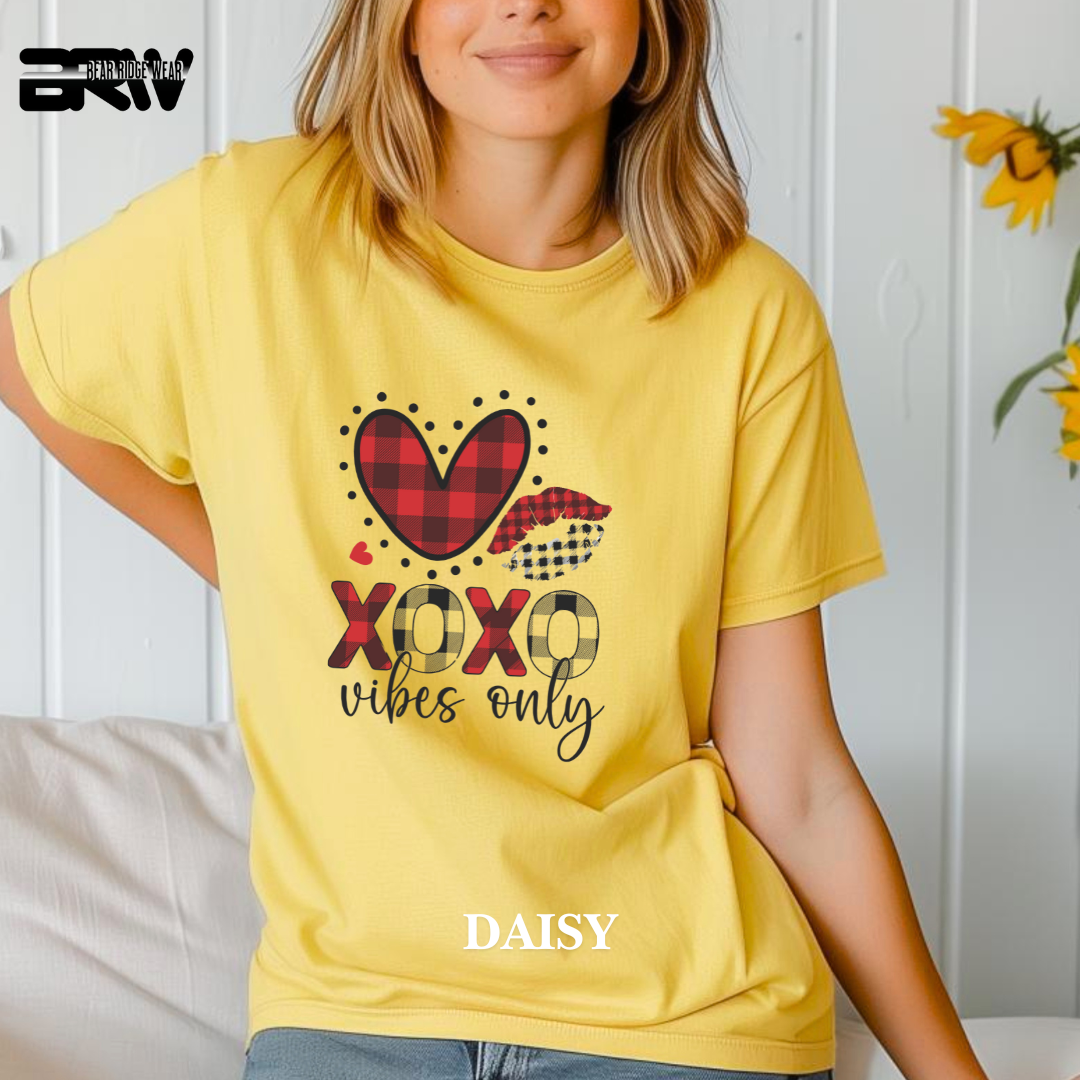 'Xoxo Vibes Only' Tee