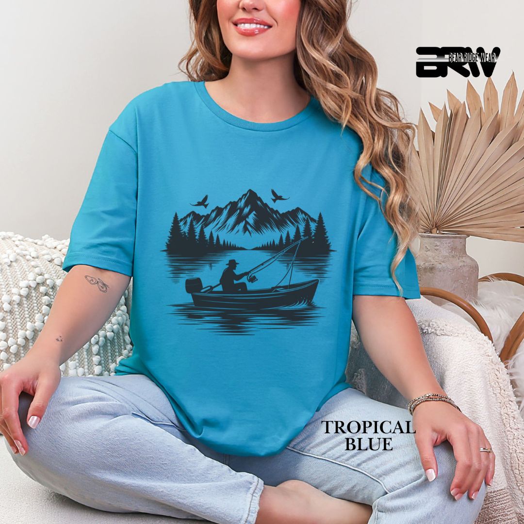 'Boat In The Lake' Everyday Tee