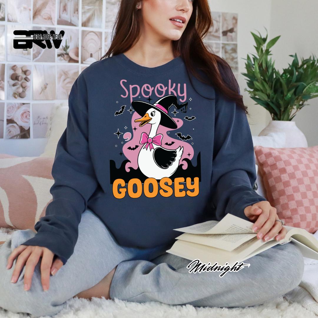 'Spooky Goosey' Fall Long-Sleeve Tee