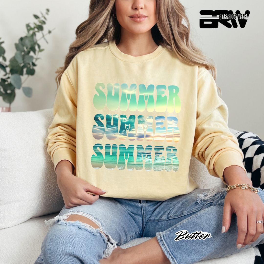 'Vibrant Summer Bubble Letter' Summer Long Sleeve Tee