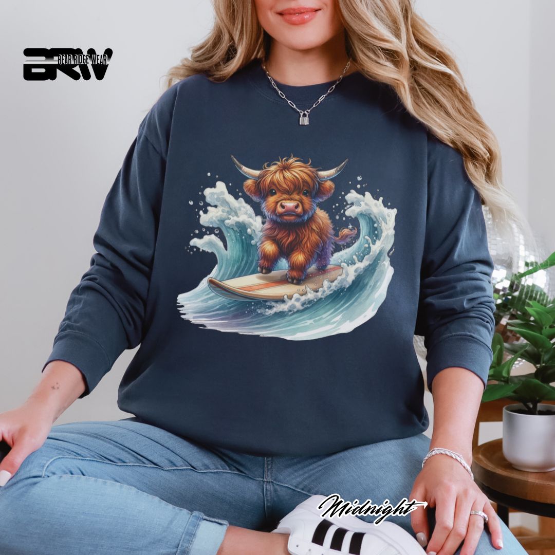 'Highland Cow- Surfing' Summer Long Sleeve Tee