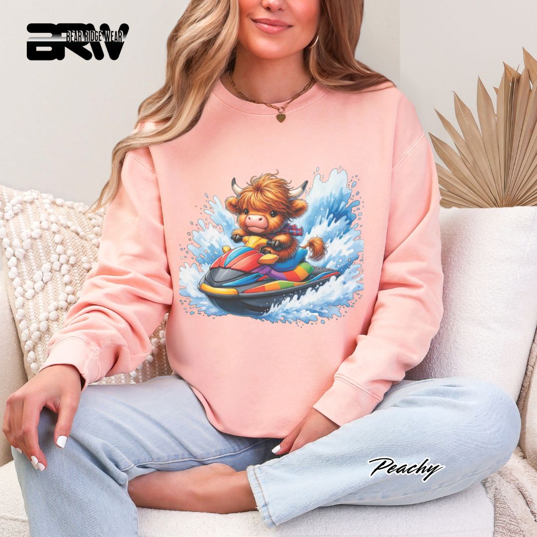 'Highland Cow-Ski Mobile' Summer Crewneck Sweatshirt