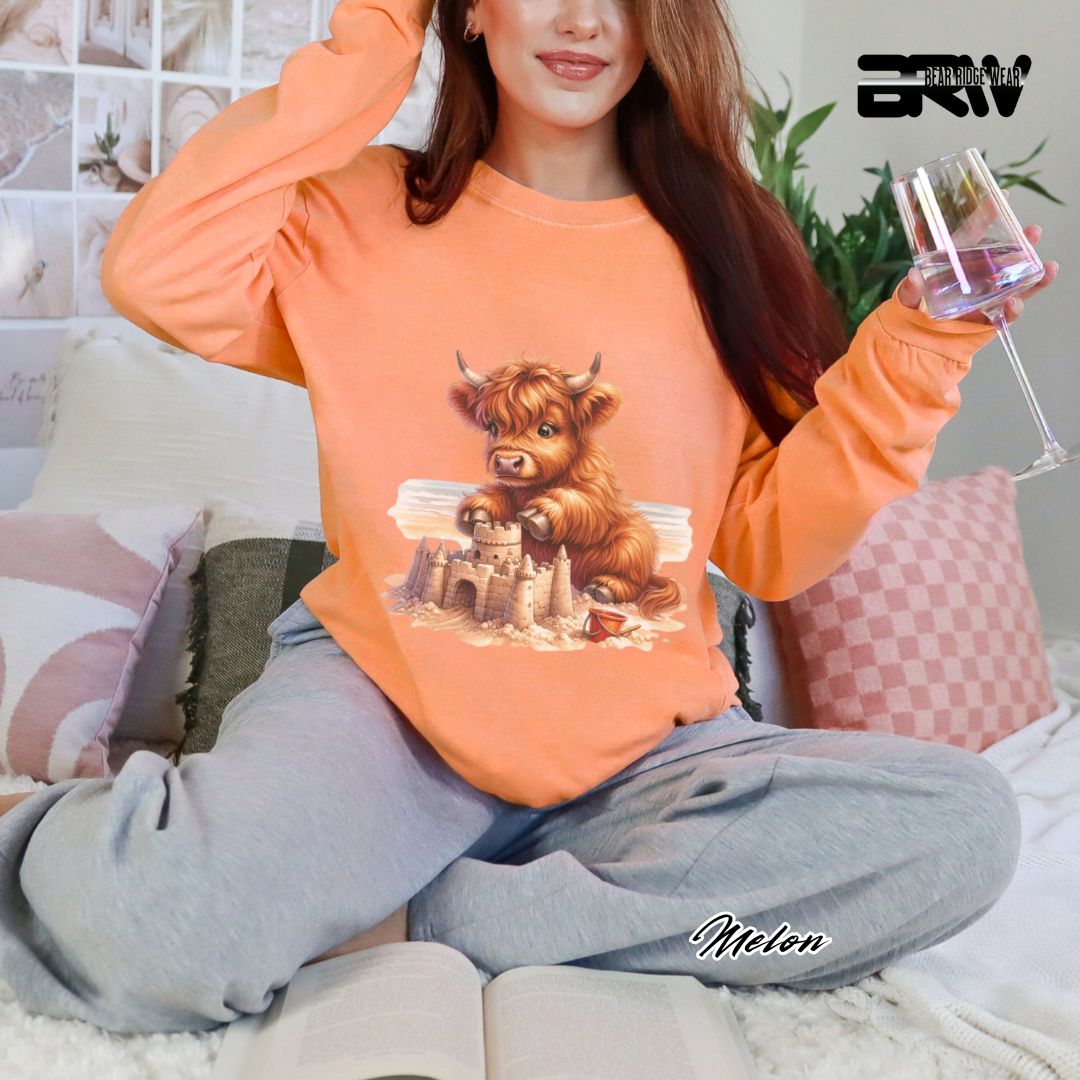 'Highland Cow-Sandcastle' Summer Long Sleeve Tee