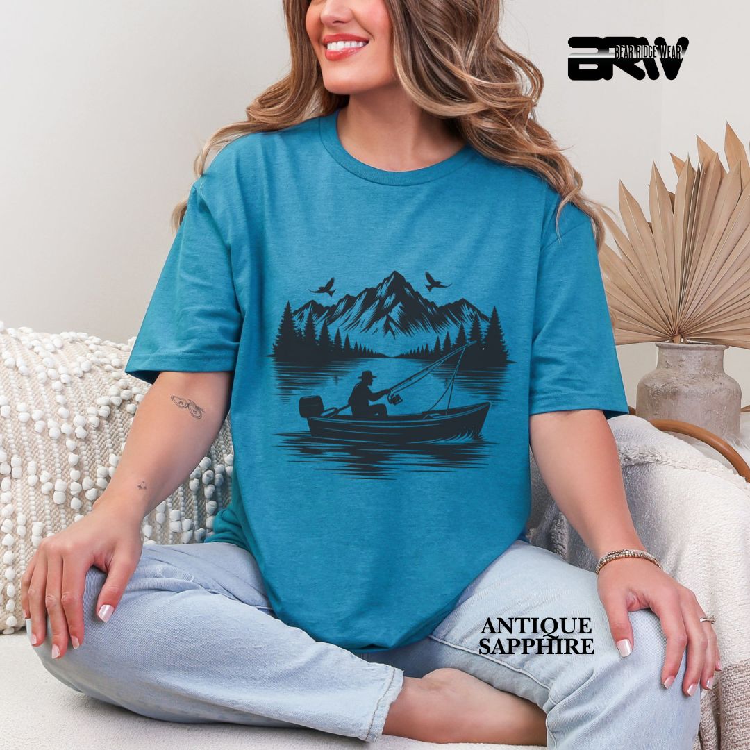 'Boat In The Lake' Everyday Tee