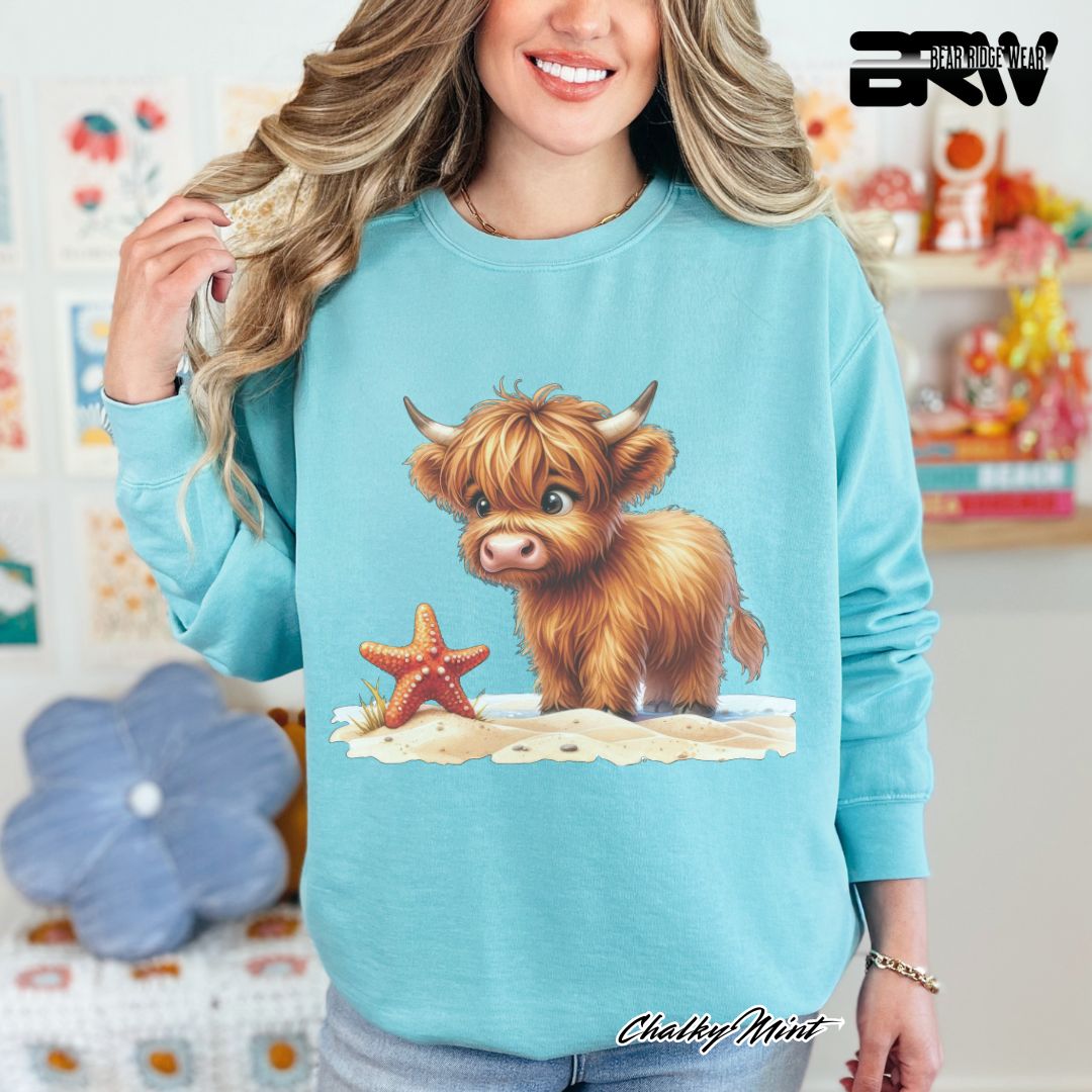 'Highland Cow-Starfish' Summer Crewneck Sweatshirt