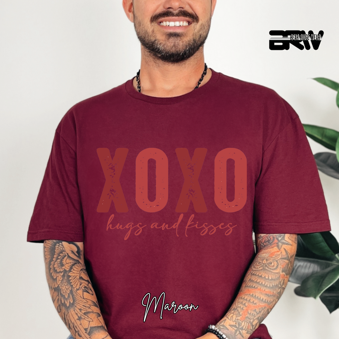 ‘Xoxo Hugs and Kisses’  T- Shirt