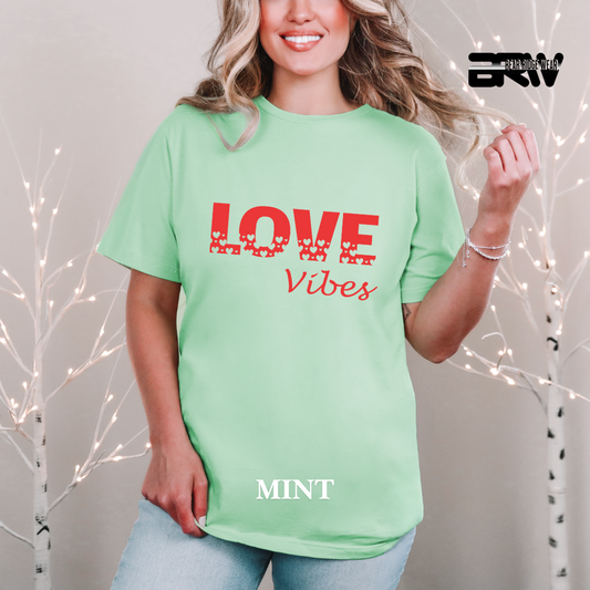 'Love Vibes' Tee