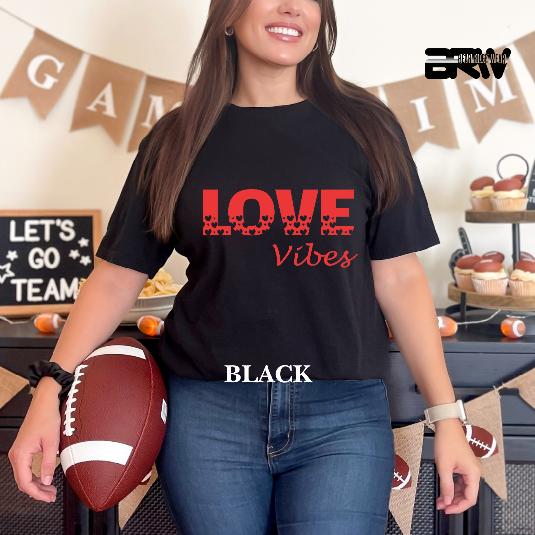 'Love Vibes' Tee
