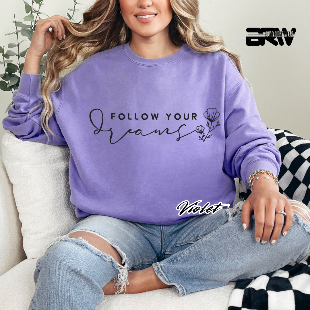 'Follow Your Dreams' Long-Sleeve Tee