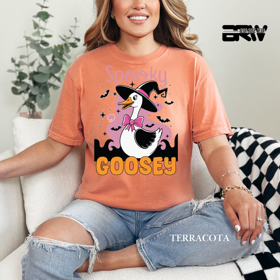 'Spooky Goosey' Fall Tee