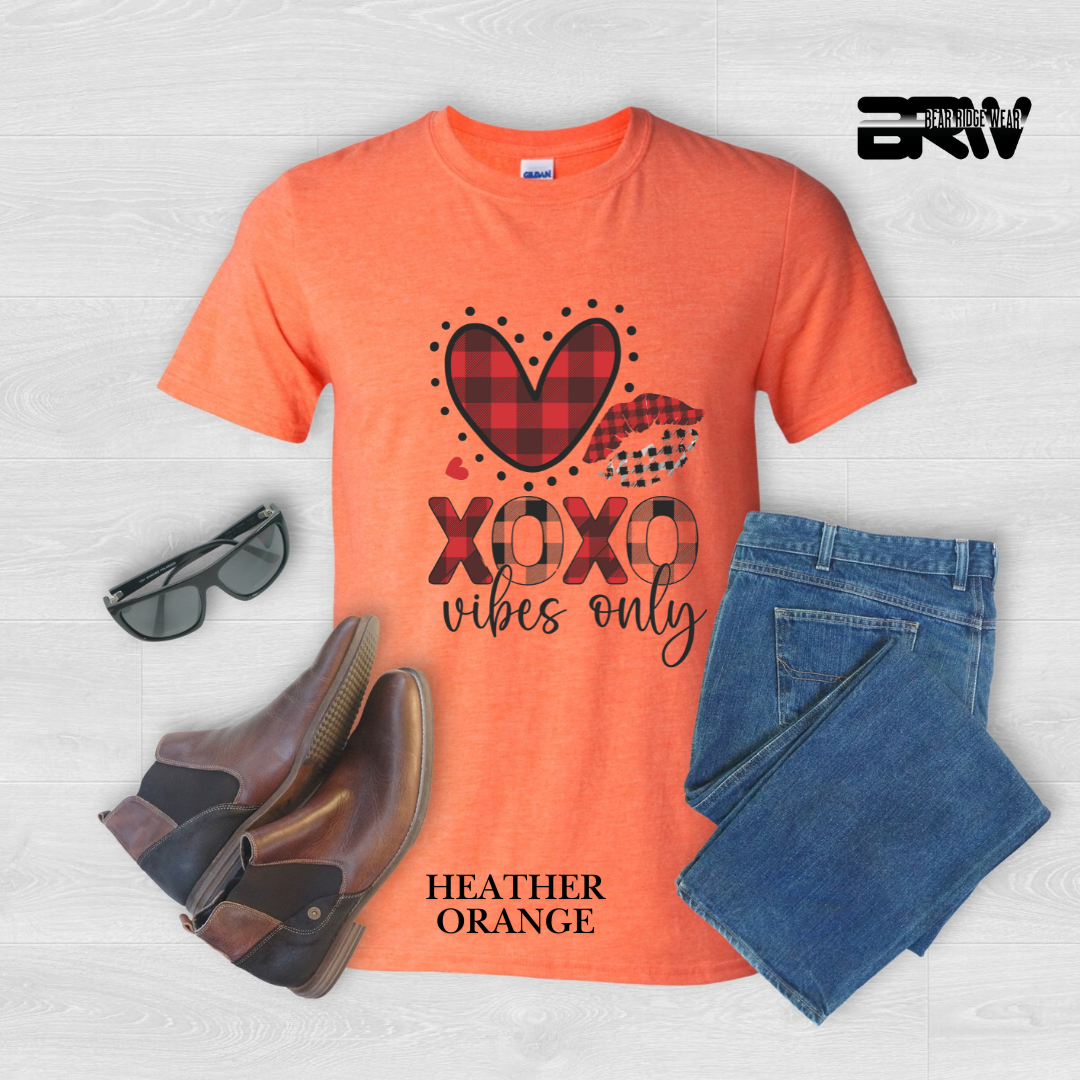 'Xoxo Vibes Only' Tee