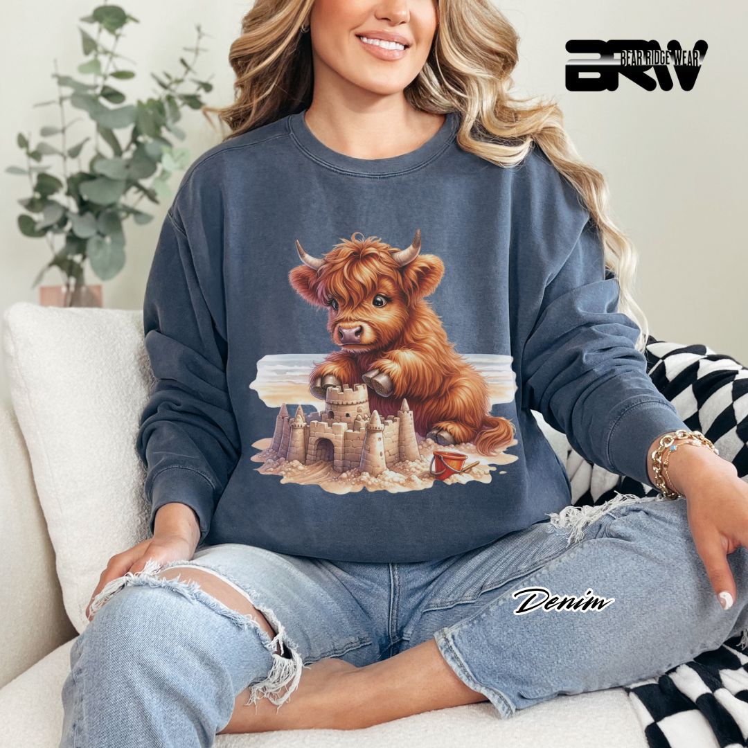 'Highland Cow-Sandcastle' Summer Long Sleeve Tee