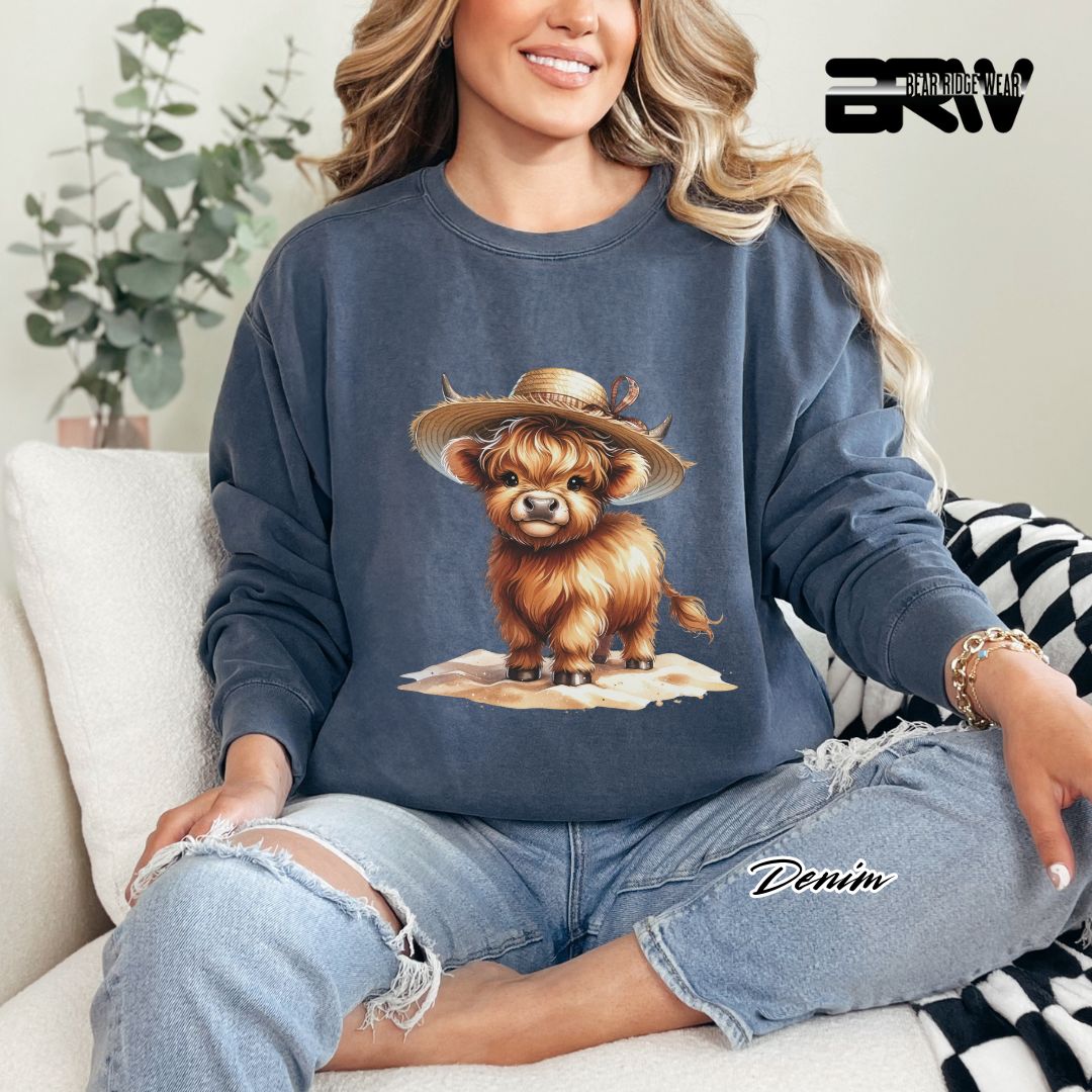 'Highland Cow-Sun Hat' Summer Long Sleeve Tee