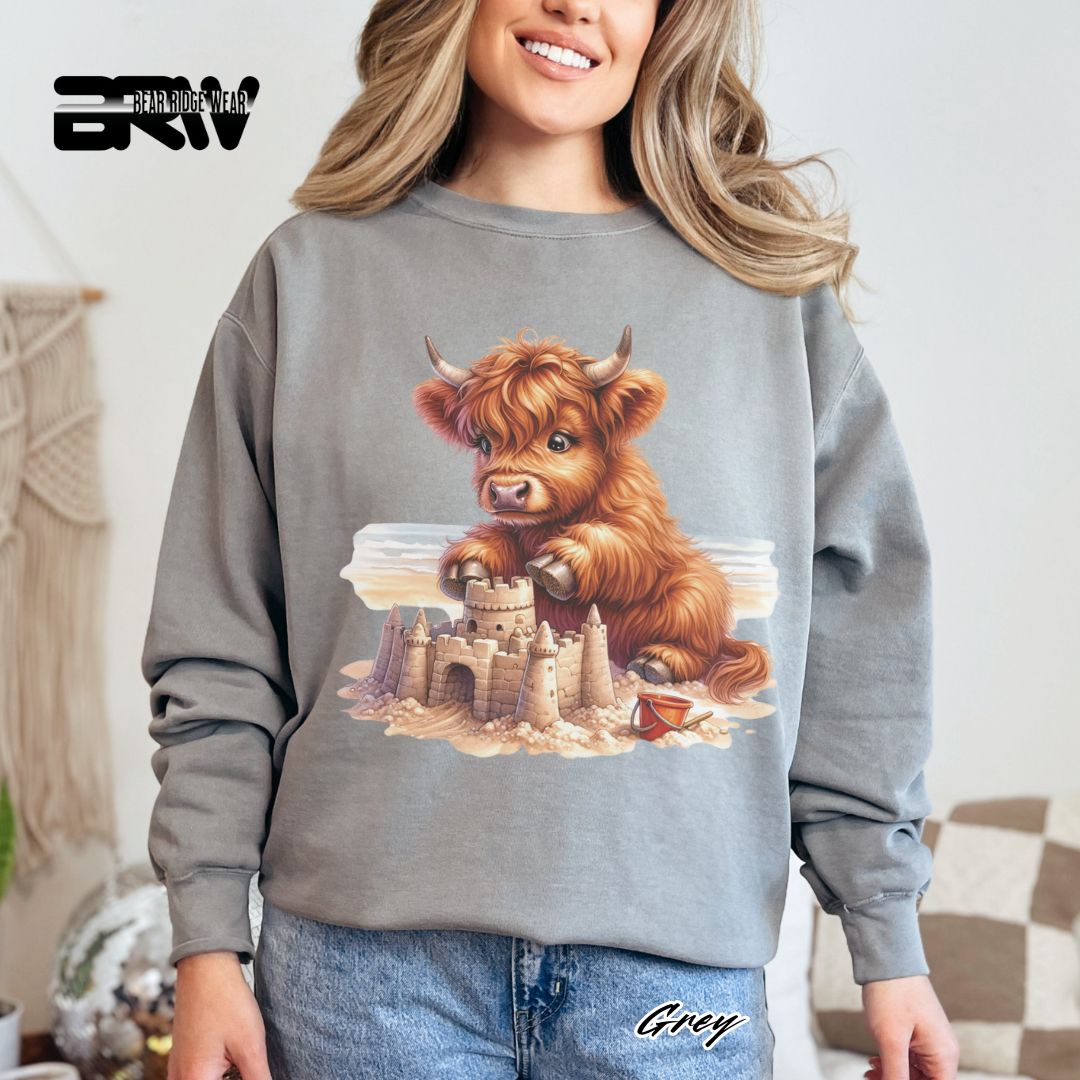 'Highland Cow-Sandcastle' Summer Long Sleeve Tee