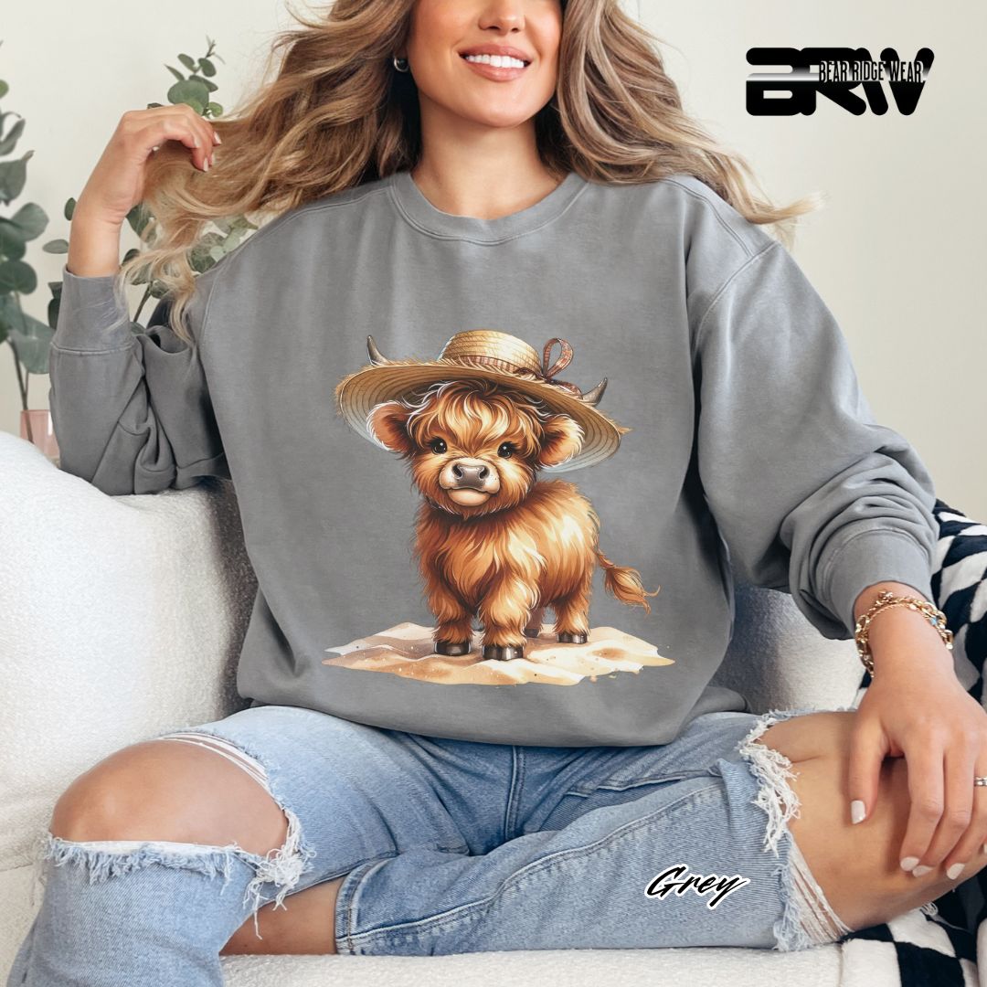 'Highland Cow-Sun Hat' Summer Long Sleeve Tee