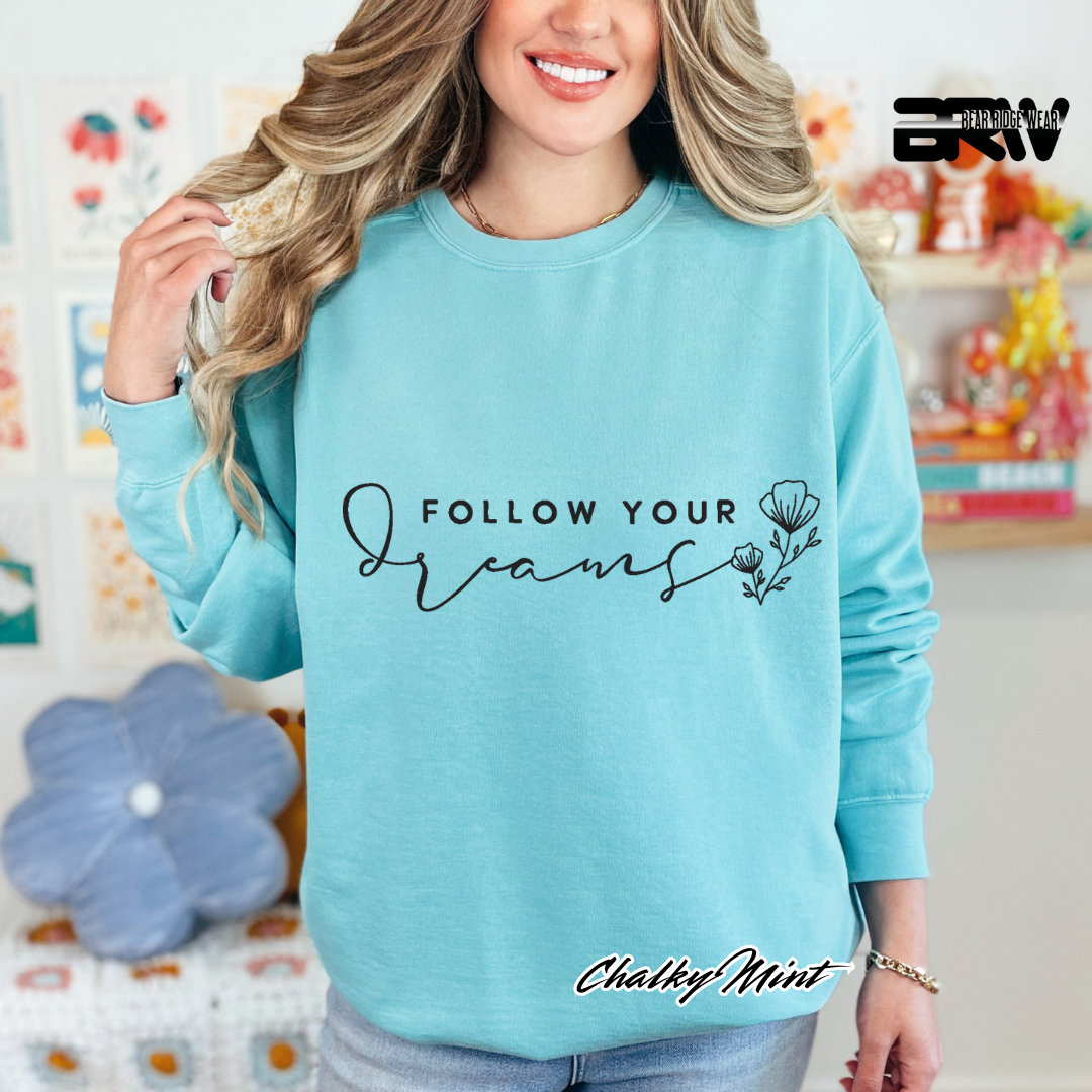 'Follow Your Dreams' Long-Sleeve Tee