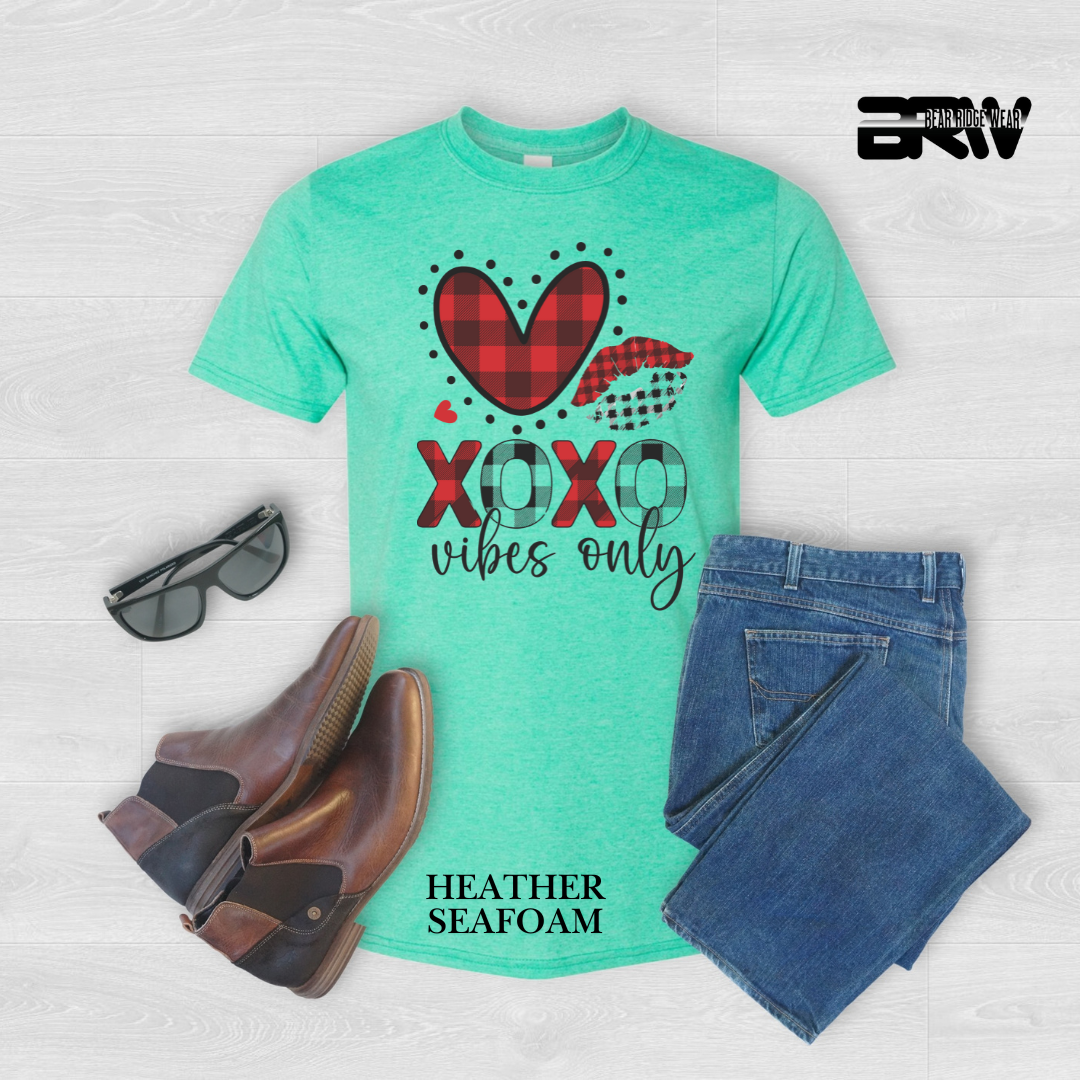 'Xoxo Vibes Only' Tee