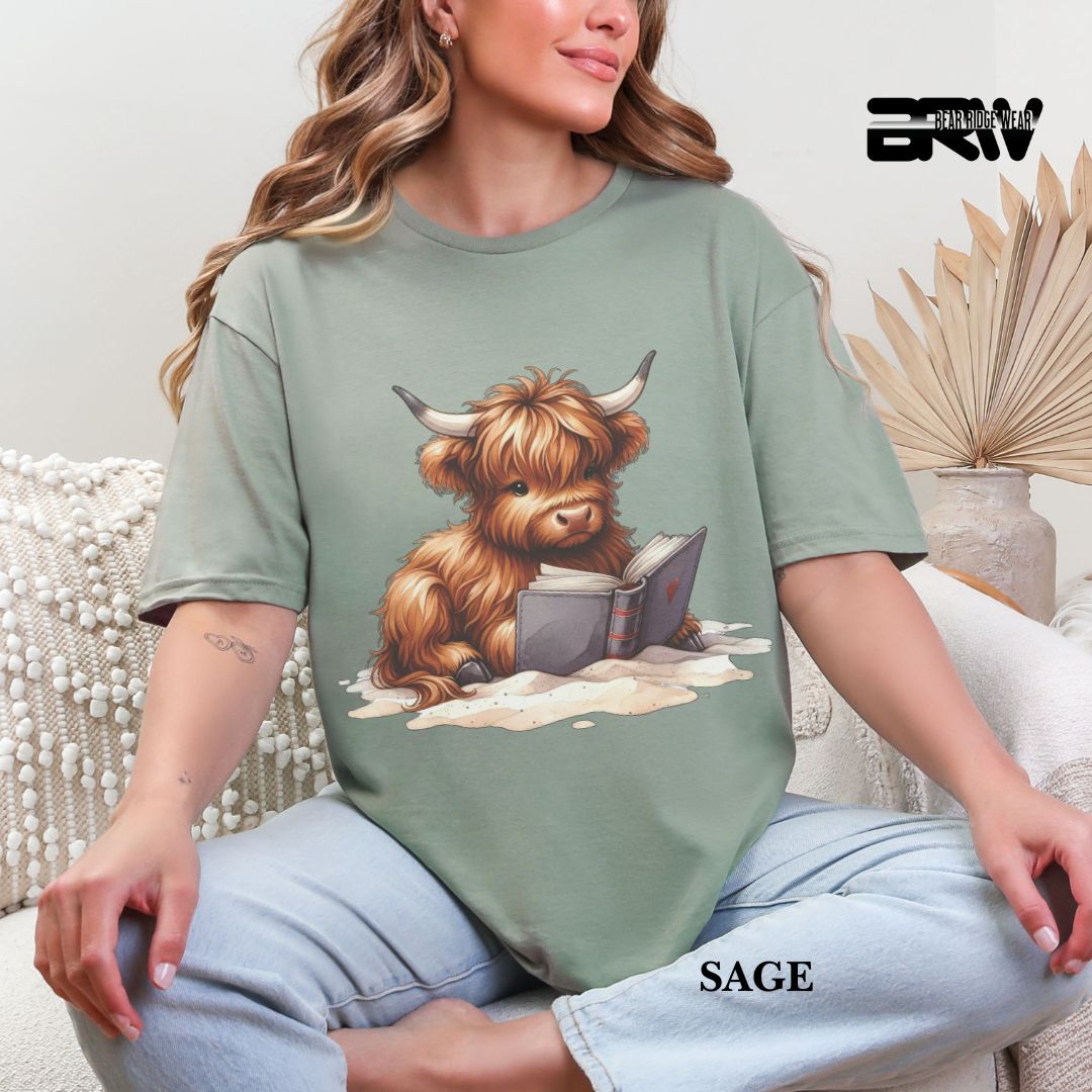 'Highland Cow-Beach-Book' 3 Summer Tee