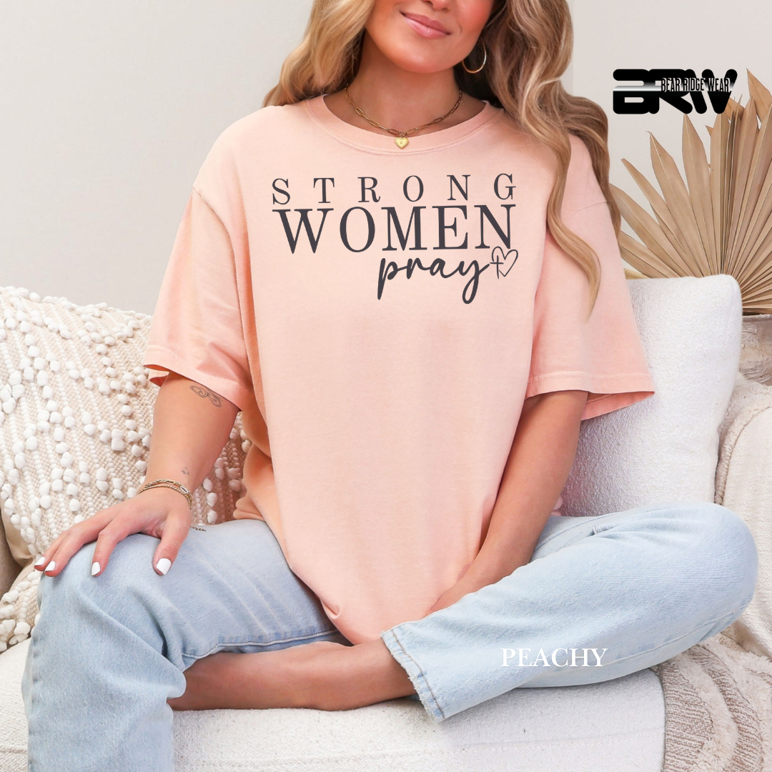 'Strong Women Pray' Faith Tee