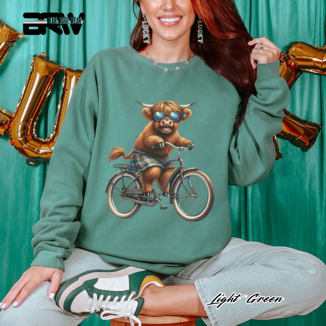 'Highland Cow-Bicycle' Summer Crewneck Sweatshirt