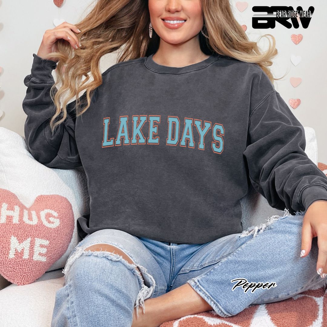 'Lake Days' Summer Crewneck Sweatshirt