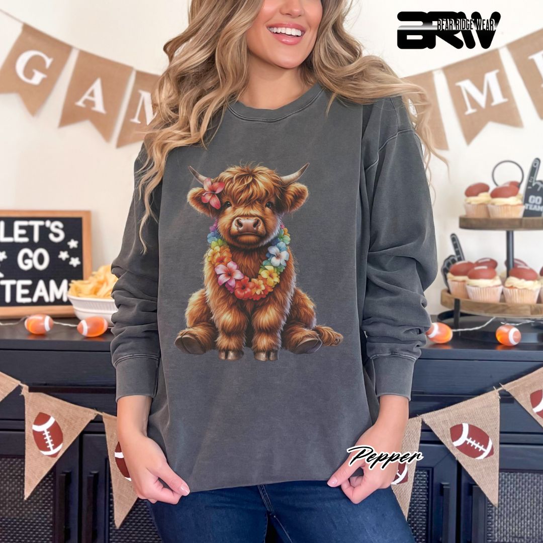'Highland Cow-Lei' Summer Long Sleeve Tee